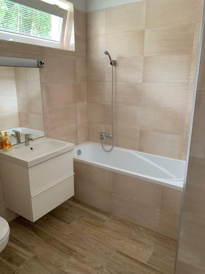 Katica Apartmanok Сиофок Екстериор снимка